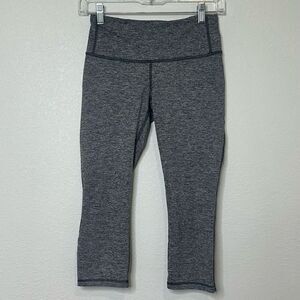 Patagonia Heather Gray Cropped Leggings Women’s Size Small Athletic Hiking Cycle